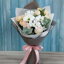 Букет цветов из:  Хризантемы и Розы в Челябинске