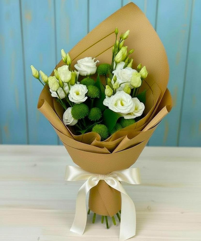 Букет цветов из: Хризантемы и Лизиантусы в Челябинске