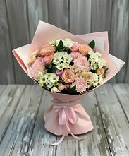 Букет цветов из:  Гвоздики, Розы и Хризантемы в Челябинске