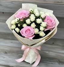 Букет цветов из:  Розы в Челябинске