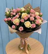 Букет цветов из:  Розы в Челябинске