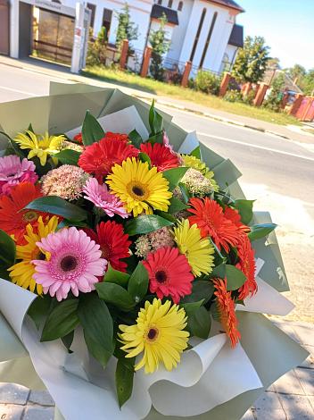 Букет цветов из: Герберы в Челябинске