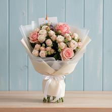 Букет цветов из:  Розы в Челябинске