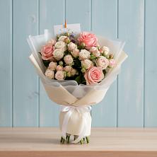 Букет цветов из:  Розы в Челябинске